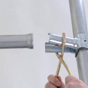 6D335C8B 06E1 43C8 8844E7E4DE6F812B