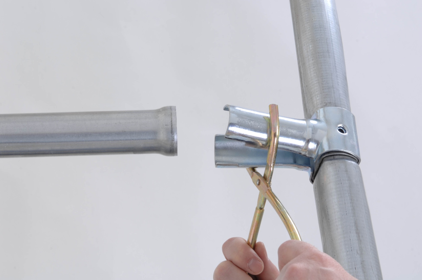 6D335C8B 06E1 43C8 8844E7E4DE6F812B